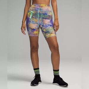 Lululemon Cargo Super-High-Rise Hiking Short 8" NWT